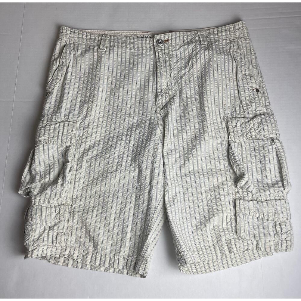 Tommy Bahama Shorts‎ Men's size 38 Ivory Stripped Belt Loops Cargo Pockets